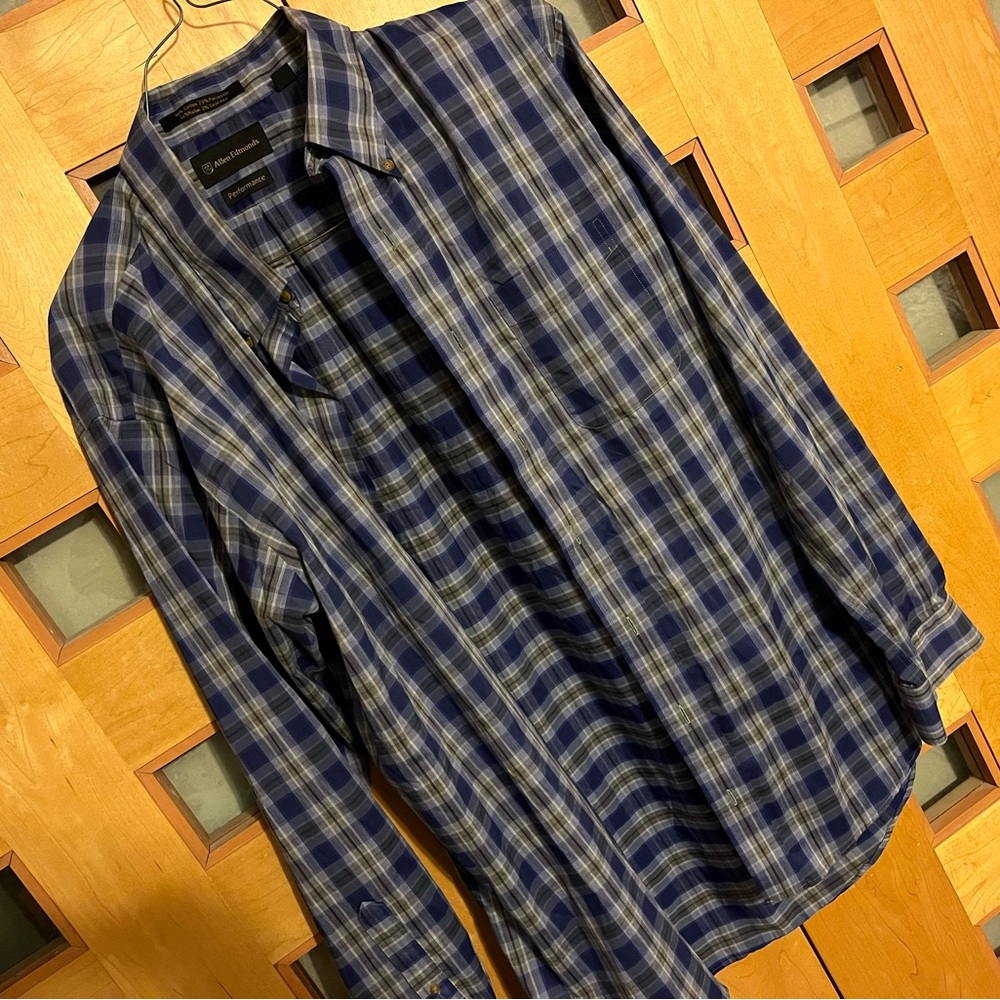 Allen Edmonds Performance Fabric Button Down, Xl - image 1